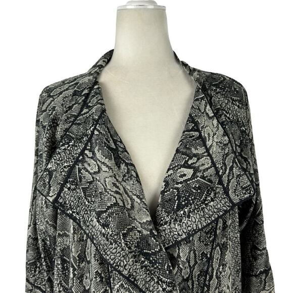 Bcbgmaxazria 100% Silk Lapelled Collar Shirt Dress Snakeskin Pattern Small - Picture 2 of 16